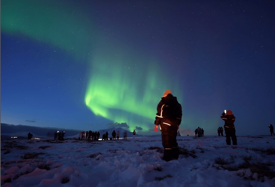 From Tromsø: Northern Lights Tour in Minibus with Photos - Key points to know before you book