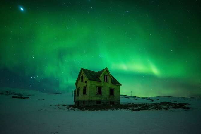 Full Night Magic of the Northern Lights in Tromso - What happens if the aurora does not appear quickly