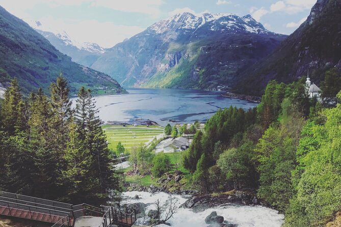 Geiranger: Excursions.no Geiranger Highlights - Audio commentary instead of a guide beside you