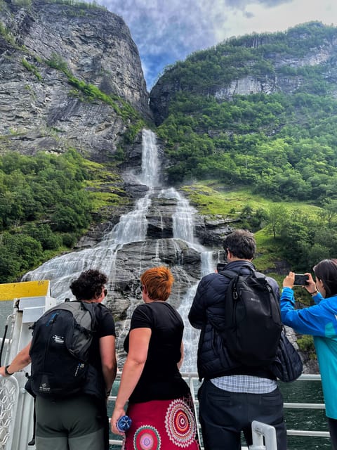 Geiranger Fjord Boat Tour with Waterfall Tasting - The first 15 minutes: entering Geiranger Fjord