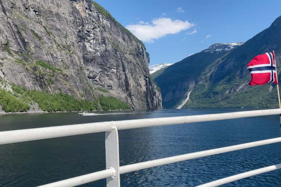 Geiranger Fjord Tour from Hellesylt (2 hours in Geiranger) - Returning from Geiranger to Hellesylt