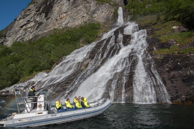 Geiranger: RIB Fjordsafari Geirangefjord - Friaren, the Suitor, and local stories