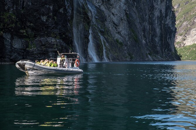 Geiranger: RIB Fjordsafari Geirangefjord - Is $96.63 fair for one hour?