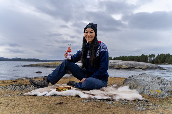 Guided Kayak Tour Bergen - Stories, sea life, and local food along the way