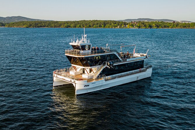 Guided Sightseeing Cruise on Oslofjord by Premium Silent Boat - Inside the silent boat
