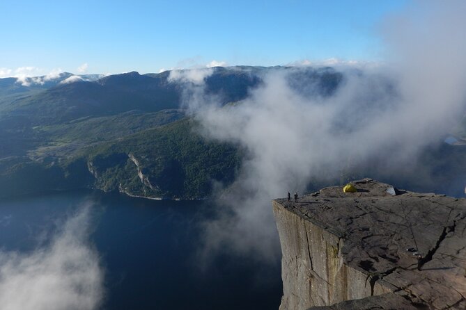 Guided sunrise hike to Pulpit Rock Preikestolen - The value of a small guided group