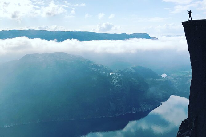 Guided sunrise hike to Pulpit Rock Preikestolen - A closer look at the listed itinerary