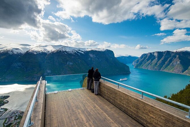 Guided Tour To Nærøyfjorden, Flåm And Stegastein - Viewpoint Cruise - Key Points Before You Book