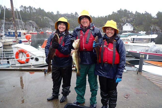 Half Day Fishing and Outdoor Cooking in Bergen - Getting ready beside the historic sea house