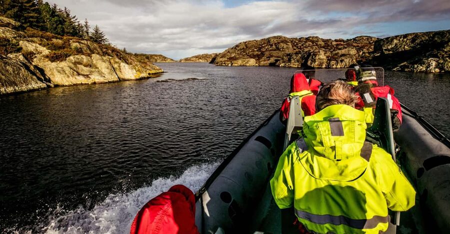 Haugesund: RIB Safari to the island communities - Feøy and the small island communities