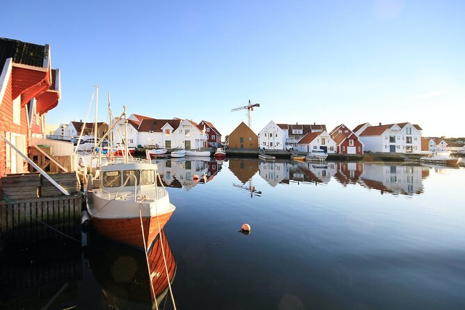 Highlights of the Region -City/Skudenes/Avaldsnes Guided Bustour - Visnes and the miniature Statue of Liberty