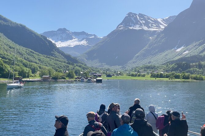 Hjørundfjord Fjord Tour Roundtrip from Ålesund - The return journey gives you a second view