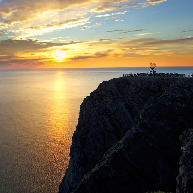 Honningsvåg: North Cape Summer Tour with Sami Family Visit - Who should choose this three-hour excursion?