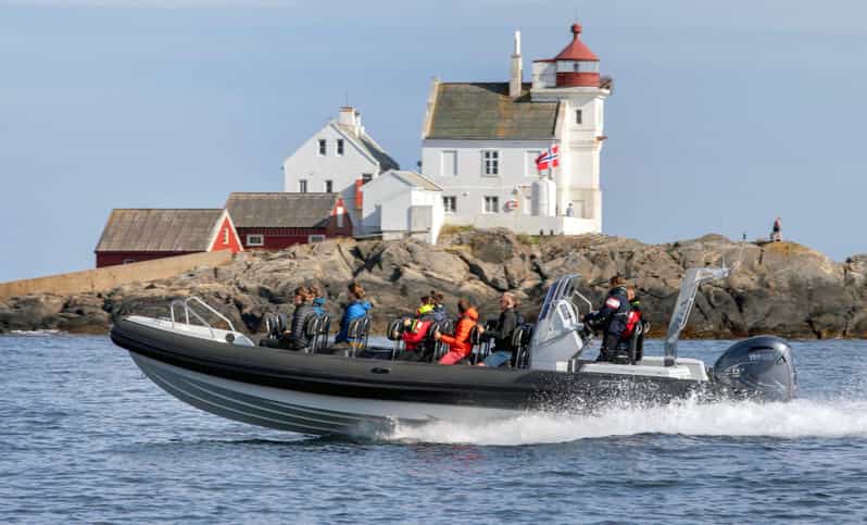 Kristiansand: Express Archipelago Tour by RIB Speedboat - The next 10 minutes: the first island views