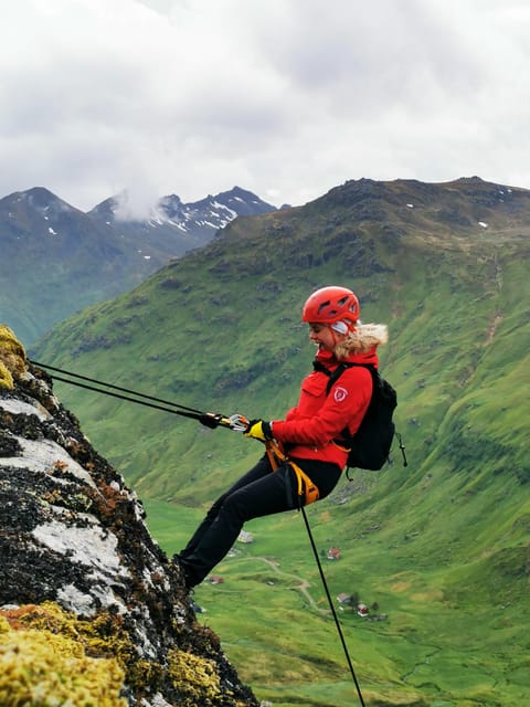 Lofoten: Full Day Combo tour, (kayaking and rappelling) - Rappelling down the cliffs