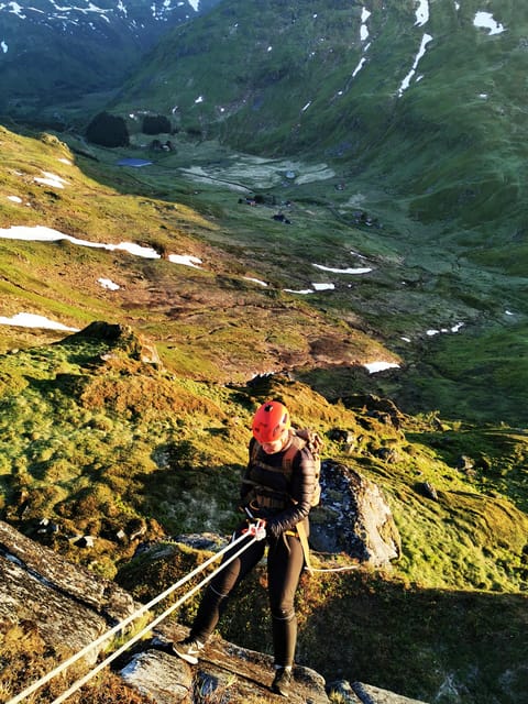 Lofoten: Full Day Combo tour, (kayaking and rappelling) - What the $146 price includes
