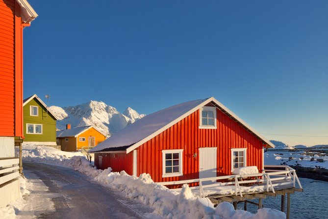 Lofoten Highlights Photo Tour - Henningsvær & Haukland - Guide Quality and Camera Help
