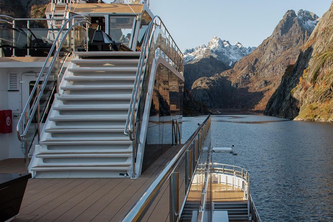 Lofoten Island: Silent Trollfjord Cruise from Svolvær - Weather, cancellations, and choosing your departure