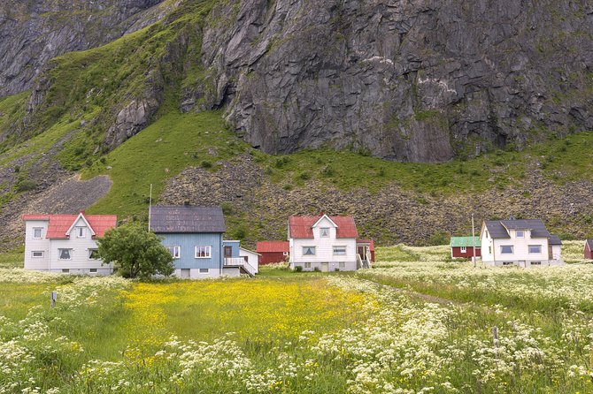 Lofoten Summer Panoramic Tour - Gimsøya: open coast and a change of scale