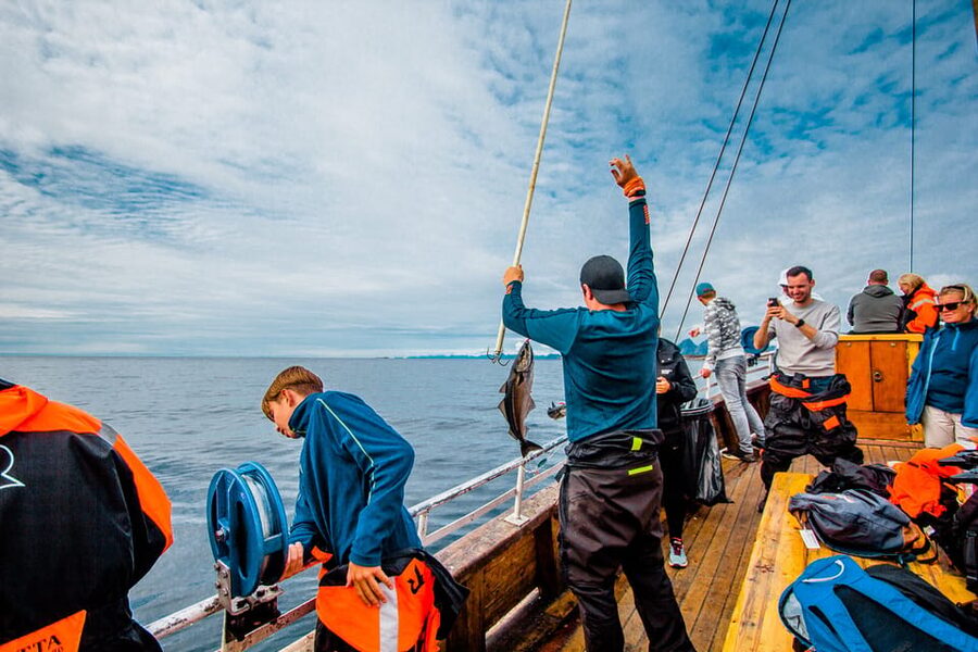 Lofoten: Traditional Fishing Trip - Who will enjoy this most?