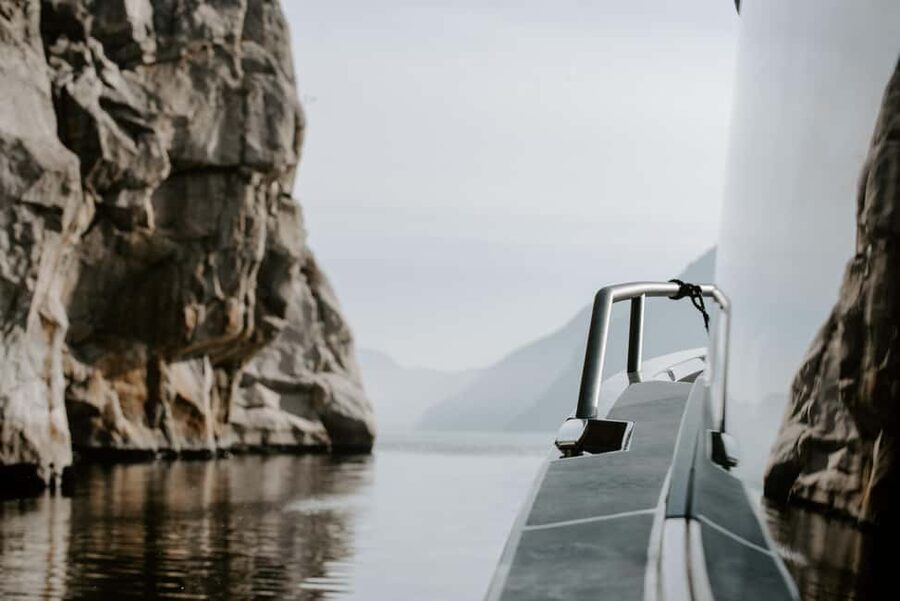 Lysefjord (Stavanger): Boattrip to Preikestolen from Forsand - Fantahala and the fjord’s dramatic walls