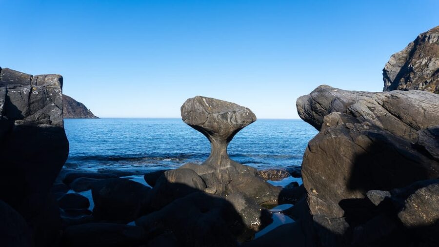 Måløy: Electric Minibus Tour to Kannesteinen - Key points at a glance