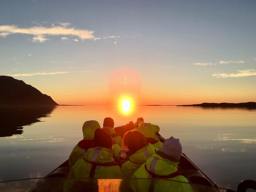 Midnight sun safari - Through the narrow straits toward the open ocean