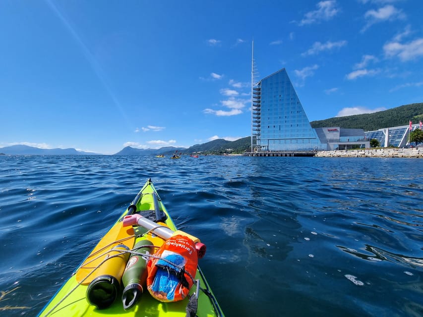Molde - Guided kayak tour - What the group size means for your day