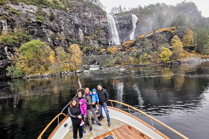 Mostraumen Private Pontoon Cruise - Stanghelle and the train back to Bergen