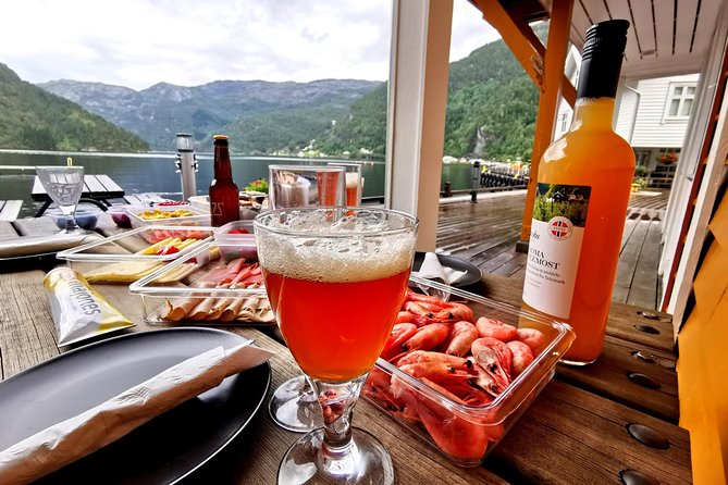 Mostraumen Private Pontoon Cruise - What $887.43 per person buys you