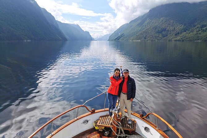 Mostraumen Private Pontoon Cruise - Who will enjoy this fjord trip most