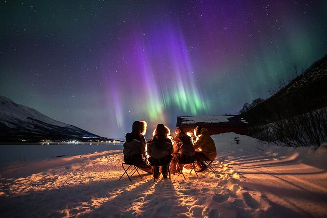 Northern Lights Expedition Tromsø - 6 people - Arctic Photo Guide - The 4x4 ride: capable, but not roomy
