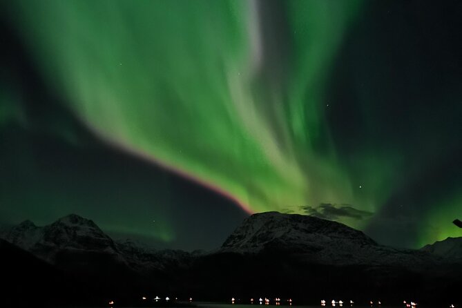 Northern Lights Tour, Tromso, Local Guide, Private Basecamp - Fire, hot drinks, and simple Arctic comfort
