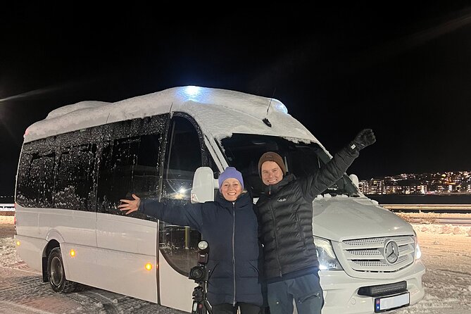 Northern Lights Tour with Local Guide and Photos - Why the minibus chase matters