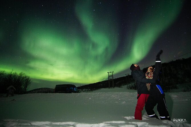 Northern Lights x Mini Bus Chase - How this compares with a fixed camp