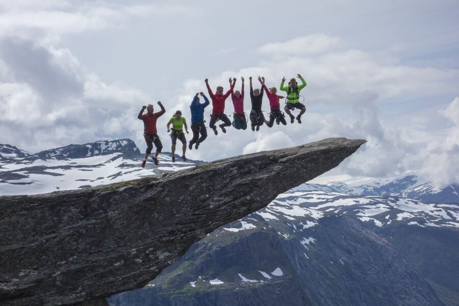 Odda: Full-Day Trolltunga Hiking, and Climbing Tour - The guides are a major part of the day