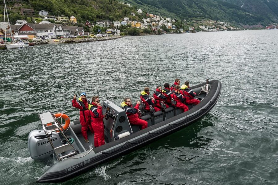 Odda: RIB Boat Tour on the Hardangerfjord - Practical details that affect your day