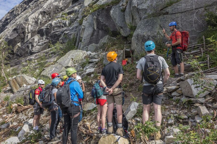Odda: Trolltunga Via Ferrata, Sunset and Sunrise - Dinner and fairy tales at the Sunset Dome