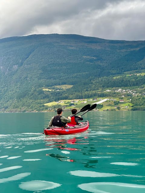 Olden: Experience Beginner-friendly Fjord Kayaking - The guides are the strongest part