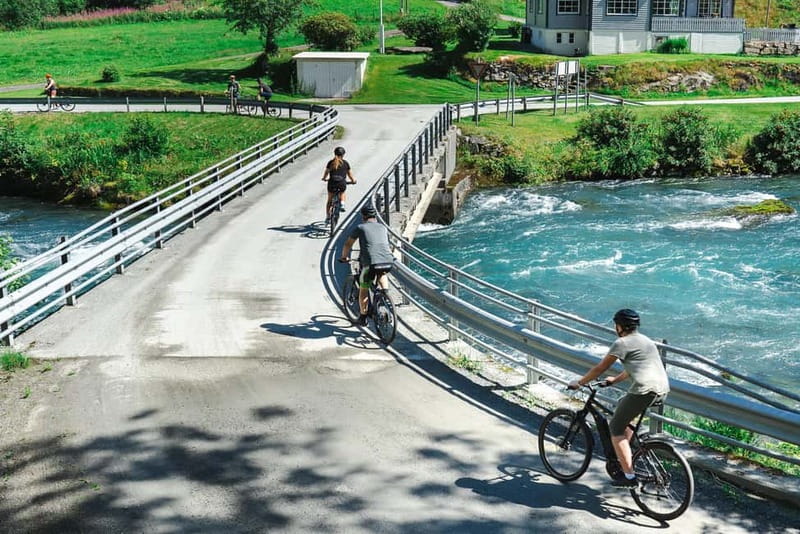 Olden: Guided e-bike tour - Following Olden’s villages and historic buildings