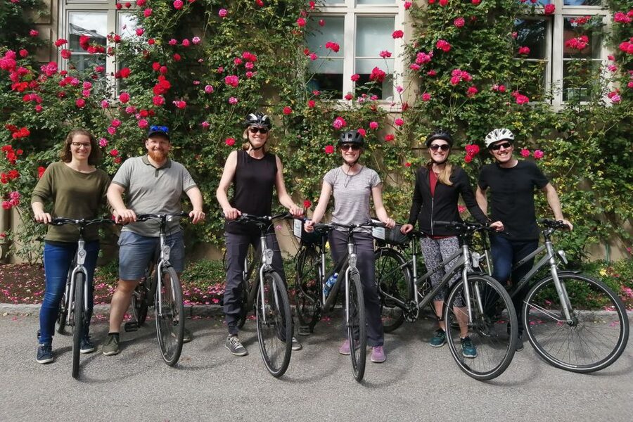 Oslo: 3-Hour Highlights Bike Tour - Oslo Fjord and City Hall: an easy first look at the city