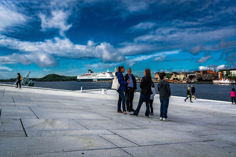 Oslo: 3-hour Highlights & Vigeland Park Private Walking Tour - Key points to know before booking