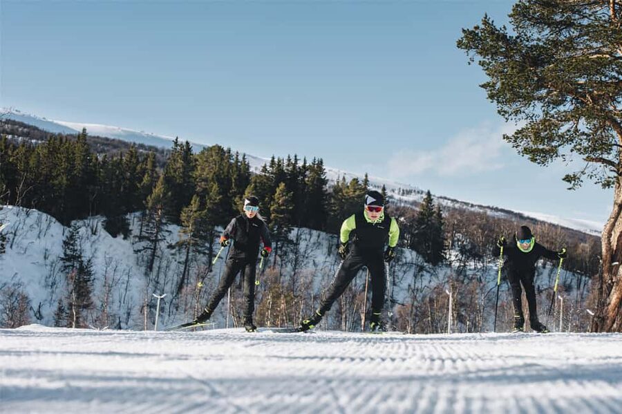 Oslo: Cross Country Skiing Equipment with private lesson - Key points to know before booking