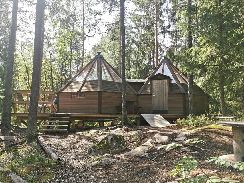 Oslo: Day ticket to Oslo's favourite Climbing Park - The safety briefing and equipment fitting