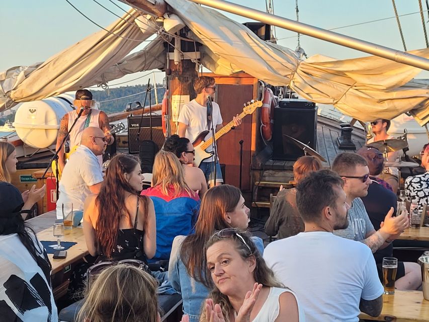 Oslo Fjord Evening Live Rock music cruise with Shrimp buffet - Key things to know before sailing