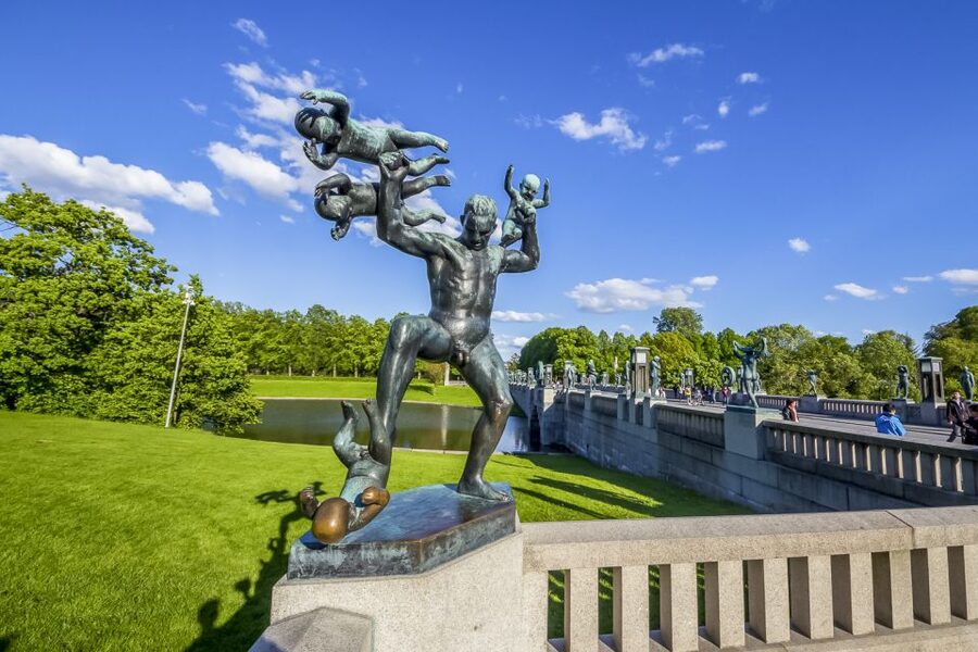 Oslo: Grand City Sightseeing Tour by Bus with Fjord Cruise - Why This Tour Works For A One-Day Oslo Visit