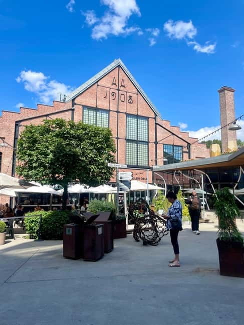 Oslo: Grünerløkka Food & Culture Walking Tour - How much food do you really get?