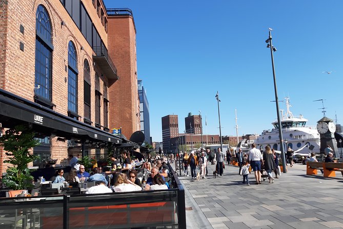 Oslo Highlights. Best Private Walking Tour of Oslo with a Local Guide. - City Hall and the Nobel Peace Prize connection