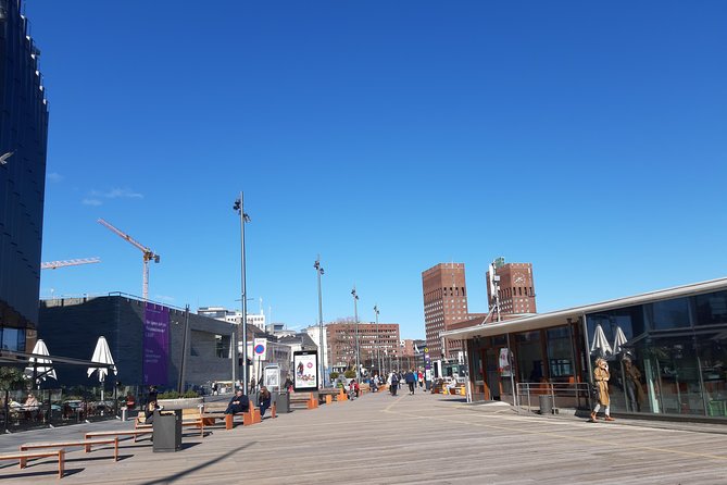 Oslo Highlights. Best Private Walking Tour of Oslo with a Local Guide. - Akershus Fortress and the medieval past