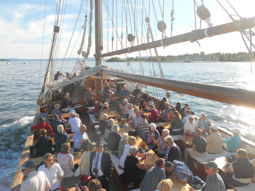 Oslo: Oslo Fjord Cruise with Live Jazz Music & Shrimp Buffet - Jazz Beside the Water